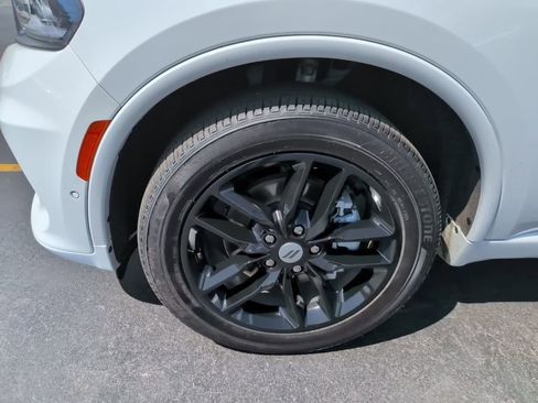 Used 2025 Dodge Durango GT AWD/4WD image 12