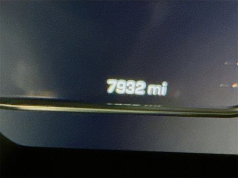 Used 2025 Chevrolet Silverado 2500 LTZ w/ LTZ Convenience Package image 4