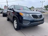 Used 2012 Kia Sorento FWD image 4