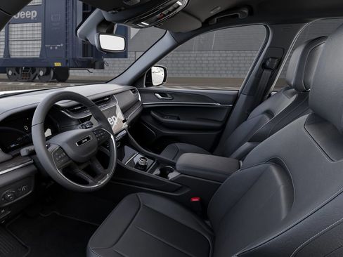 New 2026 Jeep Grand Cherokee L Limited RWD image 22