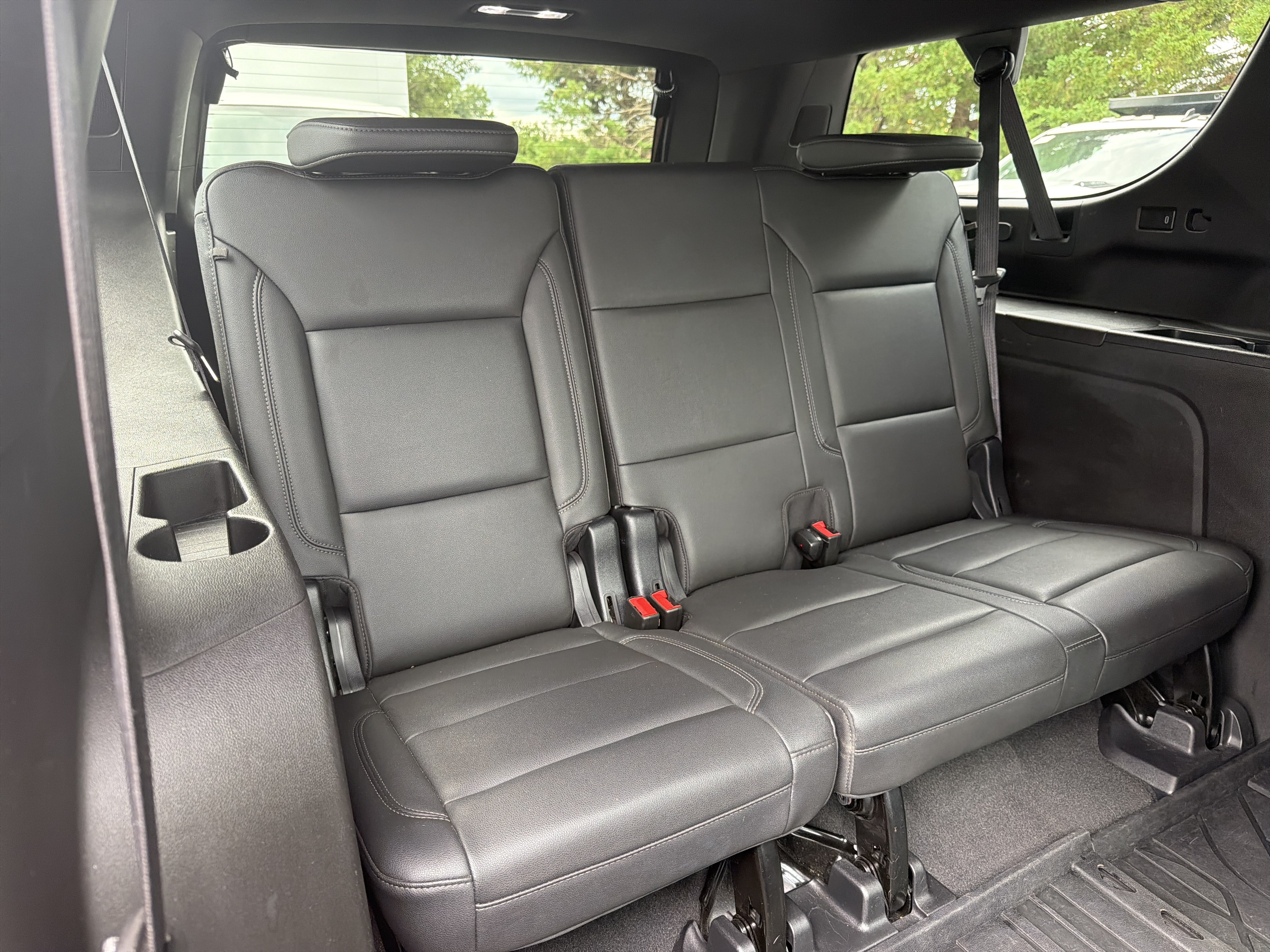 Used 2021 Chevrolet Suburban LT AWD/4WD image 33