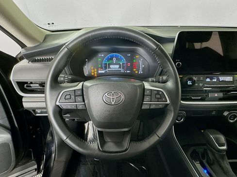 Certified 2025 Toyota Grand Highlander AWD image 14