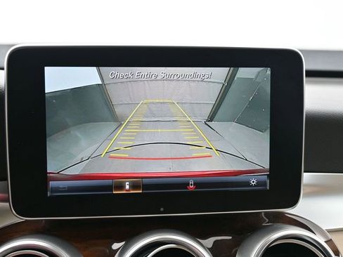 Used 2017 Mercedes-Benz GLC 300 4MATIC image 17