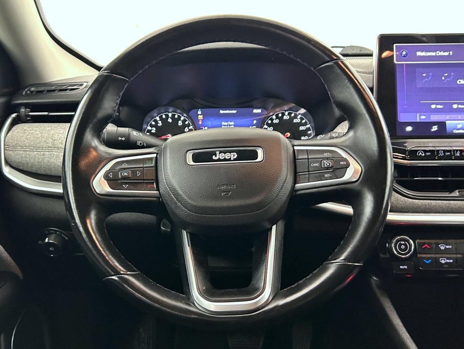 Certified 2022 Jeep Compass Latitude AWD/4WD image 11