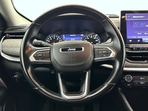Certified 2022 Jeep Compass Latitude AWD/4WD image 11