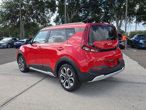 Certified 2022 Kia Soul X-Line FWD image 6