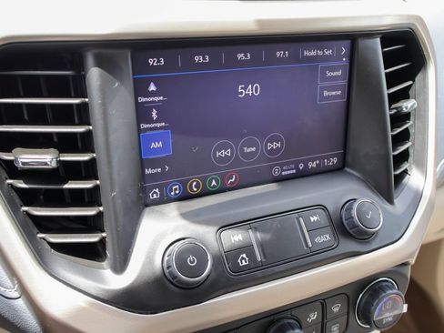 Used 2023 GMC Acadia Denali w/ Denali Ultimate Package FWD image 5