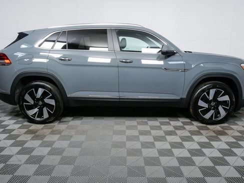 Certified 2025 Volkswagen Atlas Cross Sport SEL image 2