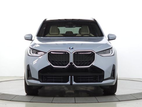 Used 2026 BMW X3 xDrive30i w/ M Sport Package AWD/4WD image 2
