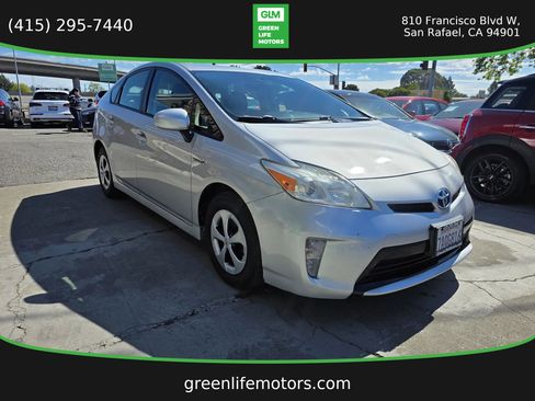 Used 2013 Toyota Prius Two FWD image 1
