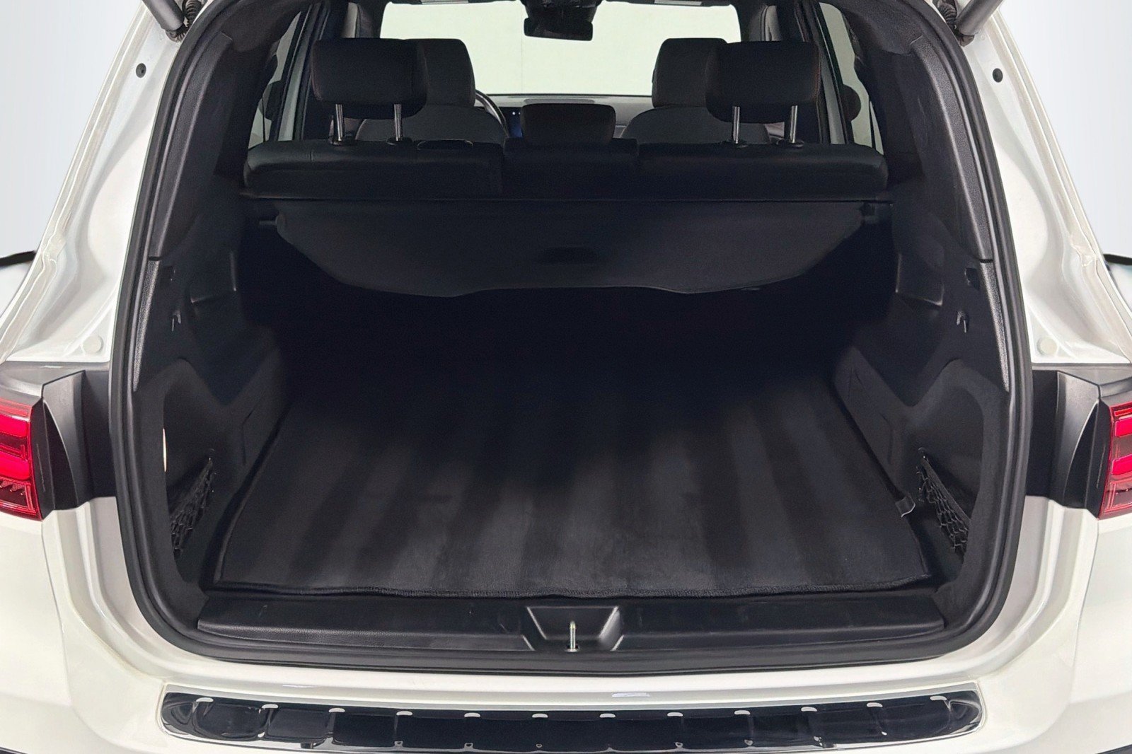 Used 2024 Mercedes-Benz GLB 250 image 22