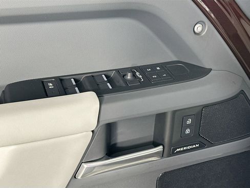 Certified 2025 Land Rover Defender 130 S image 19