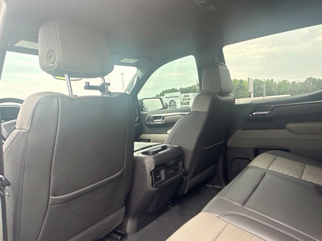 Used 2025 Chevrolet Silverado 1500 ZR2 w/ Technology Package AWD/4WD image 34