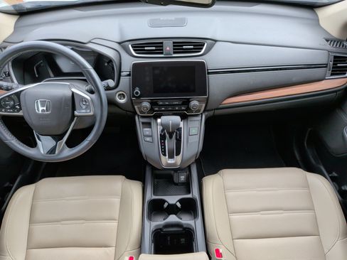 Used 2018 Honda CR-V Touring image 32