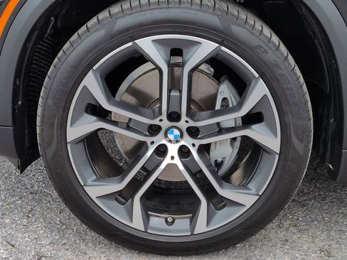 Used 2025 BMW X5 sDrive40i w/ Climate Comfort Package RWD image 11