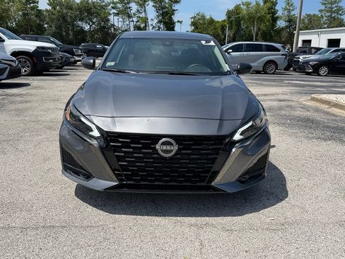 Used 2026 Nissan Altima 2.5 SV FWD image 2