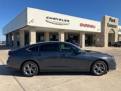 Used 2024 Honda Accord EX image 8