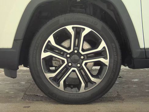 Used 2022 Jeep Compass Limited image 16