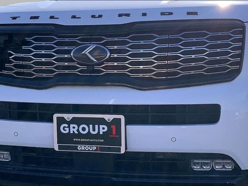 Used 2021 Kia Telluride SX w/ Towing Package FWD image 30