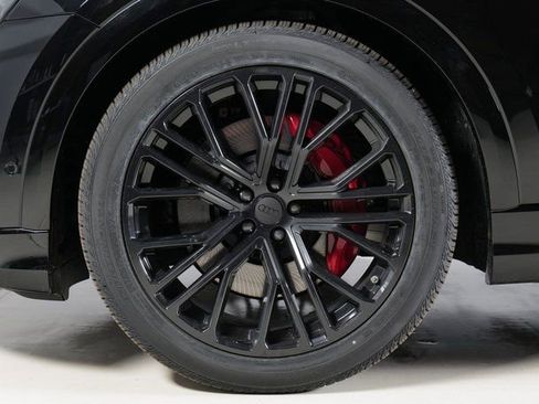 New 2026 Audi SQ8 Prestige image 33