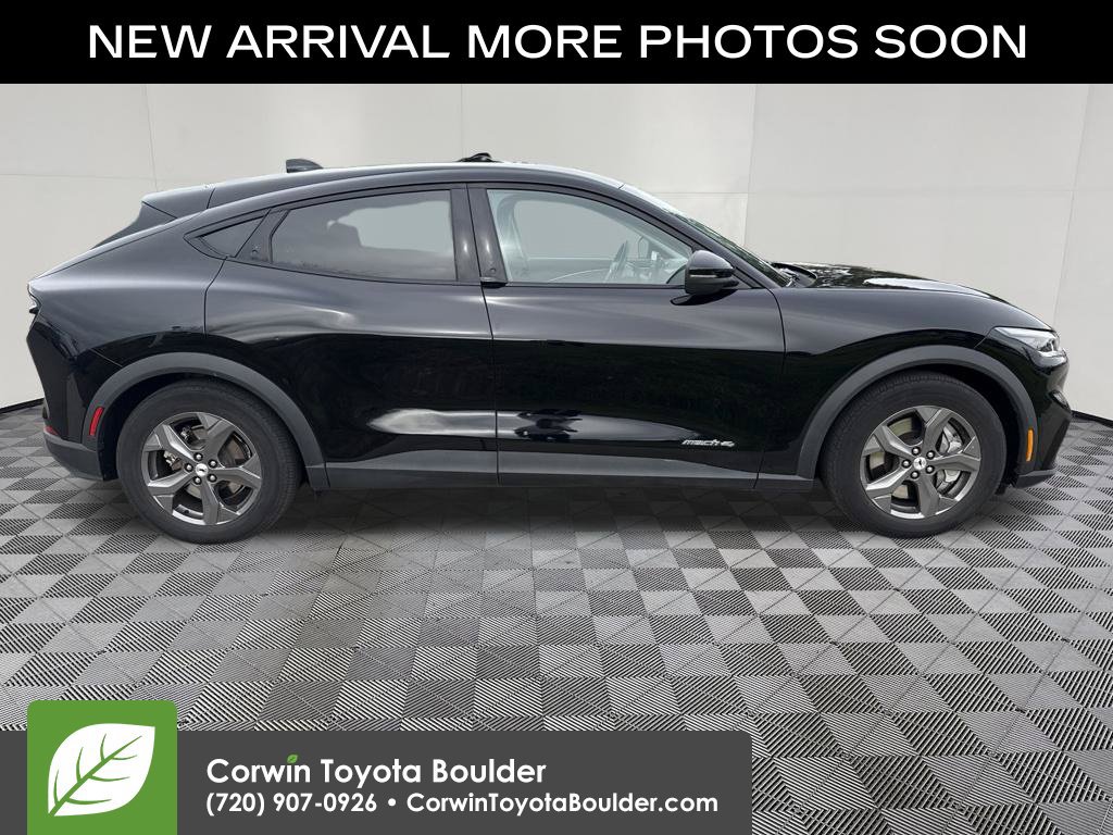 Used 2021 Ford Mustang Mach-E Select AWD/4WD image 9