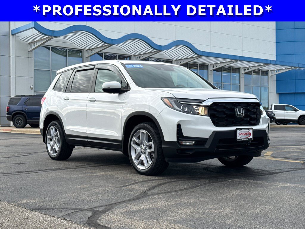 Certified 2024 Honda Passport EX-L image 3
