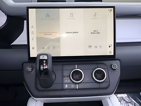 New 2026 Land Rover Defender 110 X-Dynamic SE AWD/4WD image 22