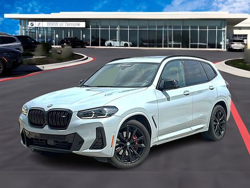 Used 2024 BMW X3 M40i image 1