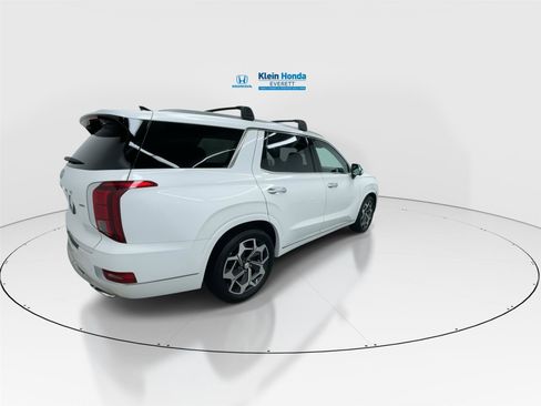 Used 2022 Hyundai Palisade Calligraphy w/ Cargo Package image 2