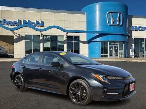 Used 2021 Toyota Corolla SE w/ Carpet Mat Package (TMS) FWD image 1