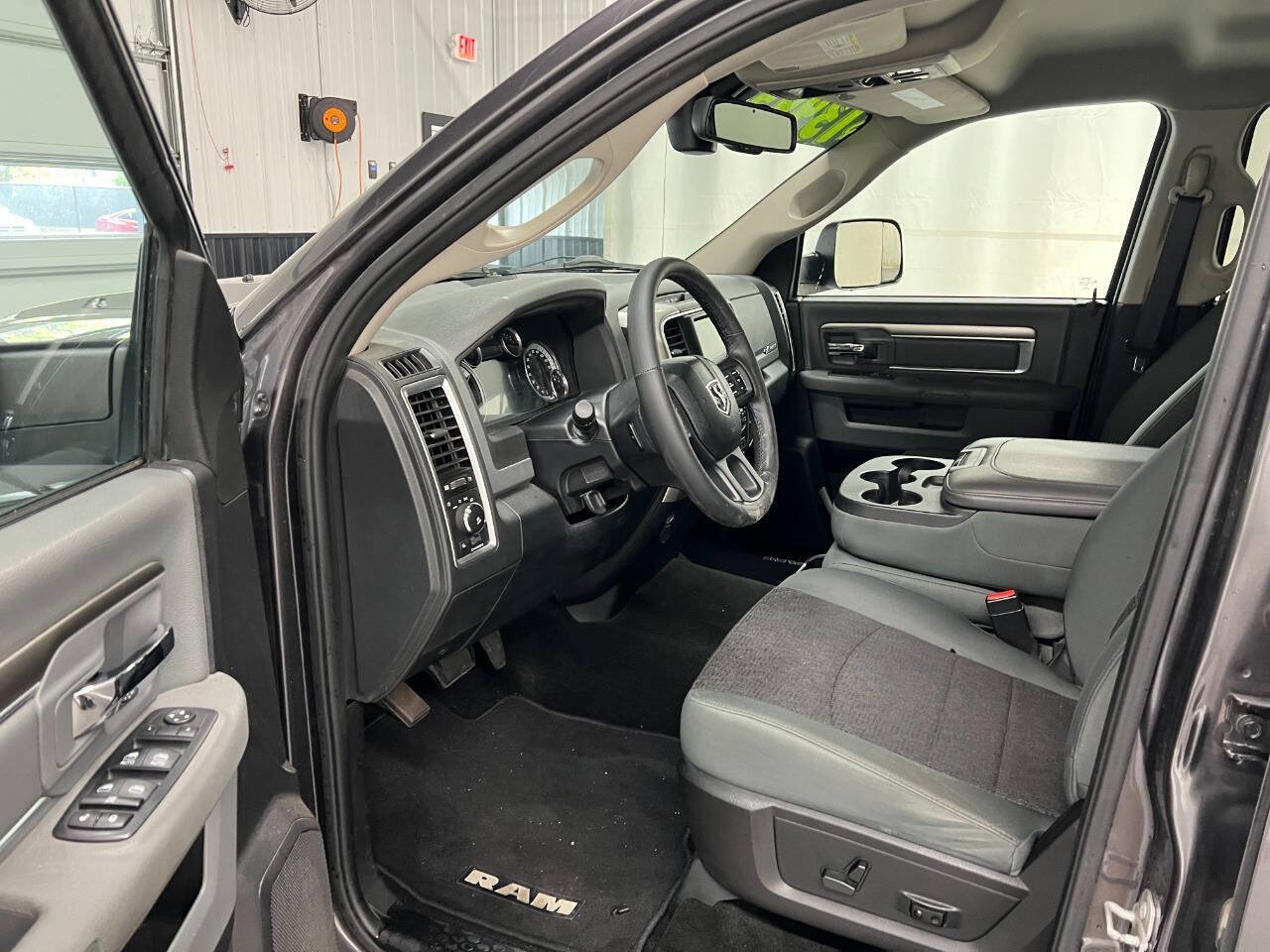 Used 2016 RAM 1500 Big Horn AWD/4WD image 7