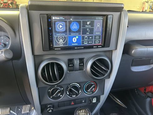 Used 2008 Jeep Wrangler X AWD/4WD image 5
