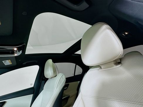 Certified 2022 Mercedes-Benz C 300 Sedan image 23