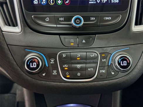 Used 2023 Chevrolet Malibu LT FWD image 9