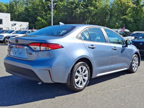 Used 2024 Toyota Corolla LE image 6