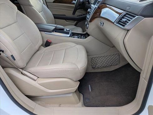 Used 2015 Mercedes-Benz ML 400 4MATIC image 21