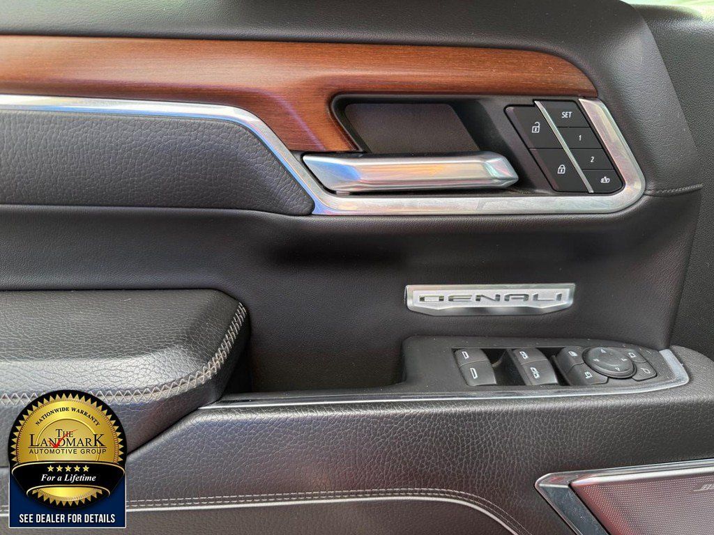 Used 2023 GMC Sierra 1500 Denali AWD/4WD image 8