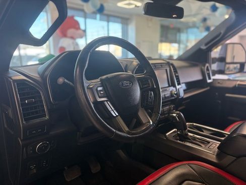 Used 2018 Ford F150 Lariat w/ Equipment Group 502A Luxury image 17