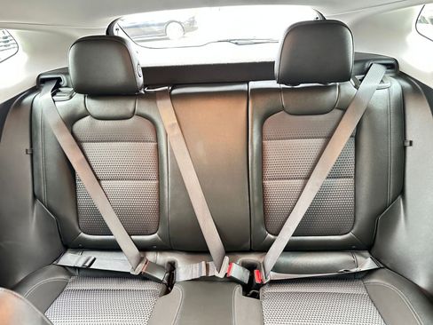 Used 2025 Chevrolet Trax LT image 38