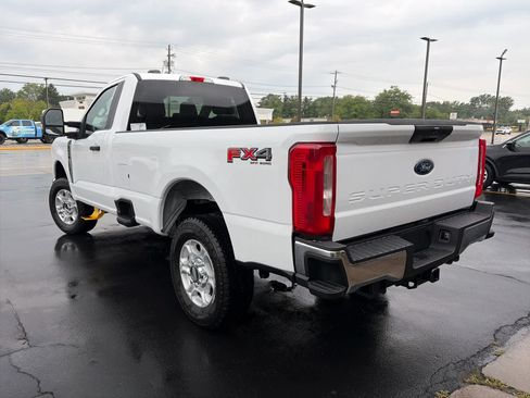 New 2026 Ford F250 XLT w/ FX4 Off-Road Package AWD/4WD image 9