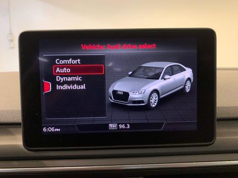 Used 2019 Audi A4 2.0T Premium w/ Convenience Package image 27