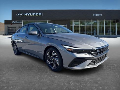 New 2026 Hyundai Elantra Limited image 2