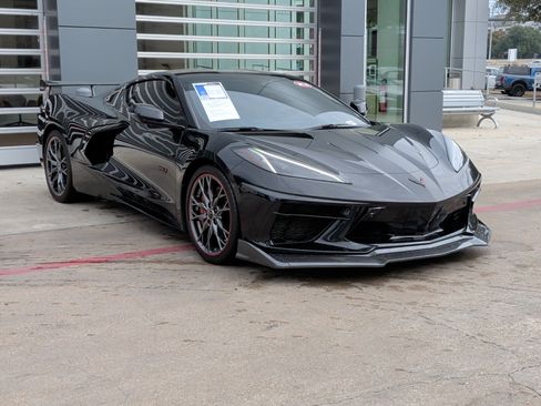 Used 2023 Chevrolet Corvette Stingray Premium Cpe w/ Z51 Performance Package image 2