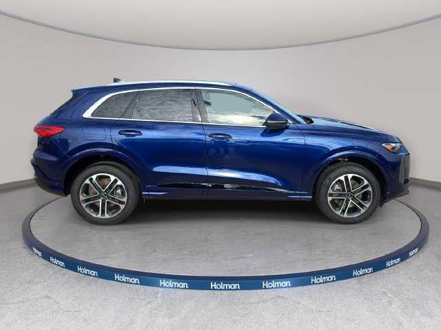 Used 2025 Audi Q5 Premium w/ Convenience Package AWD/4WD image 5