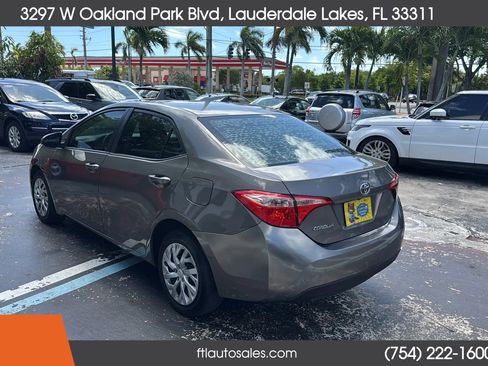 Used 2017 Toyota Corolla LE image 8