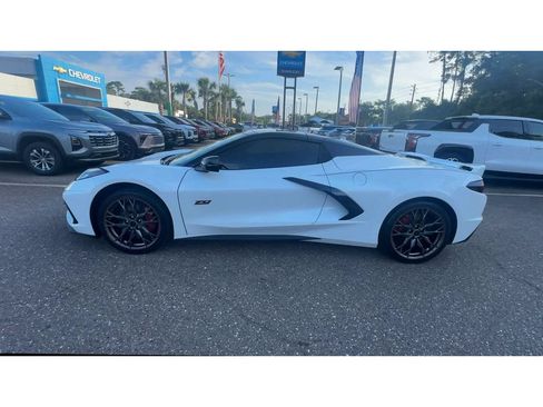 Used 2023 Chevrolet Corvette Stingray Premium Conv w/ Z51 Performance Package RWD image 5