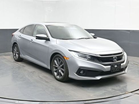 Used 2019 Honda Civic EX image 3