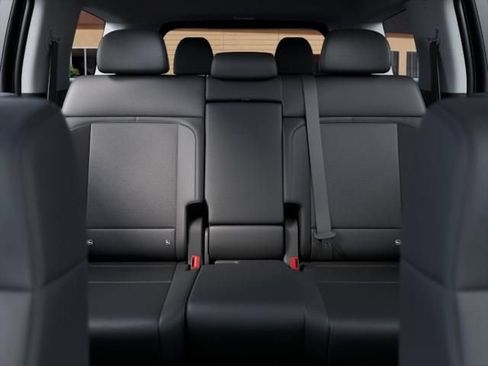 New 2026 Hyundai Santa Fe SE image 12