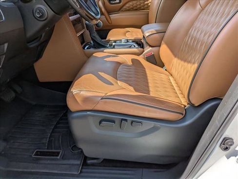 Used 2024 INFINITI QX80 Sensory w/ Cargo Package AWD/4WD image 16