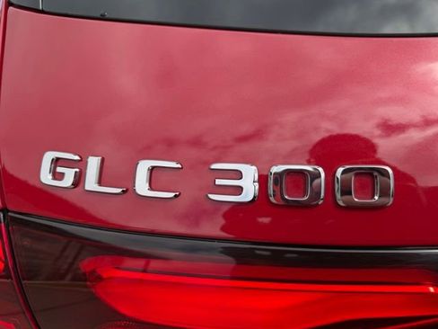 Certified 2024 Mercedes-Benz GLC 300 4MATIC image 9